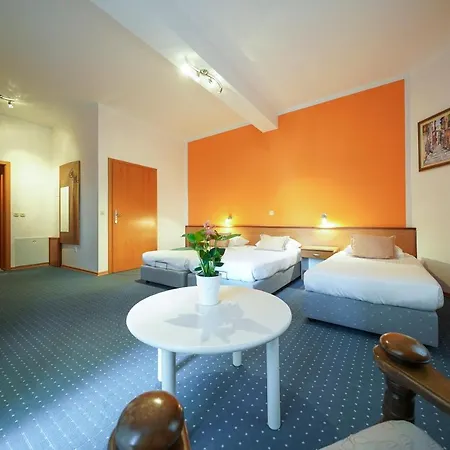 Vicko Konukevi Starigrad Paklenica