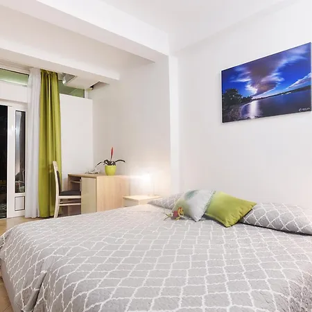 Vicko 4* Starigrad Paklenica