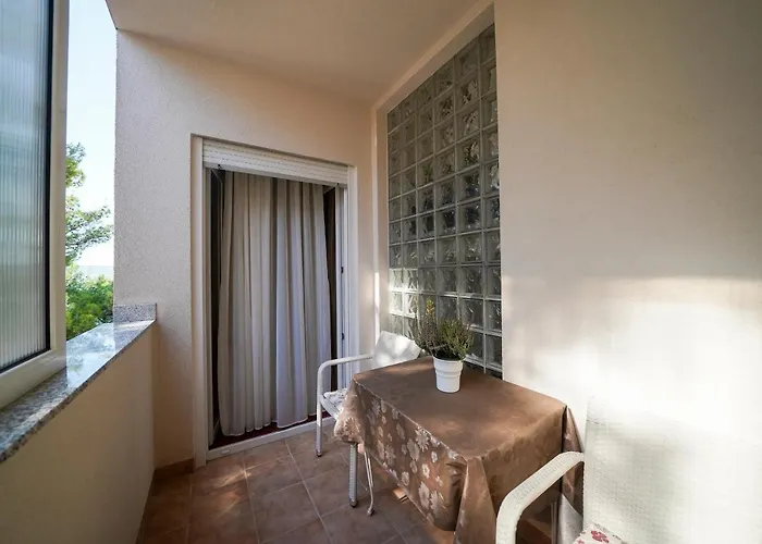 Guest house Vicko Starigrad Paklenica