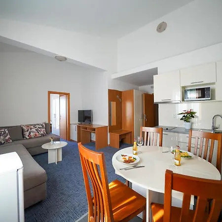 Vicko Starigrad Paklenica