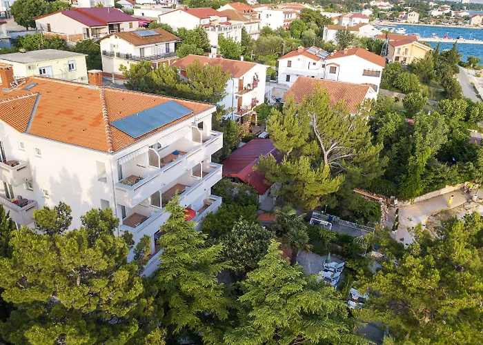 Vicko Starigrad Paklenica